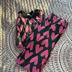 Hanna Andersson Green and Pink Pajama Top